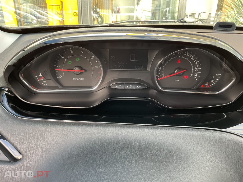 Peugeot 208 1.2 VTi Active