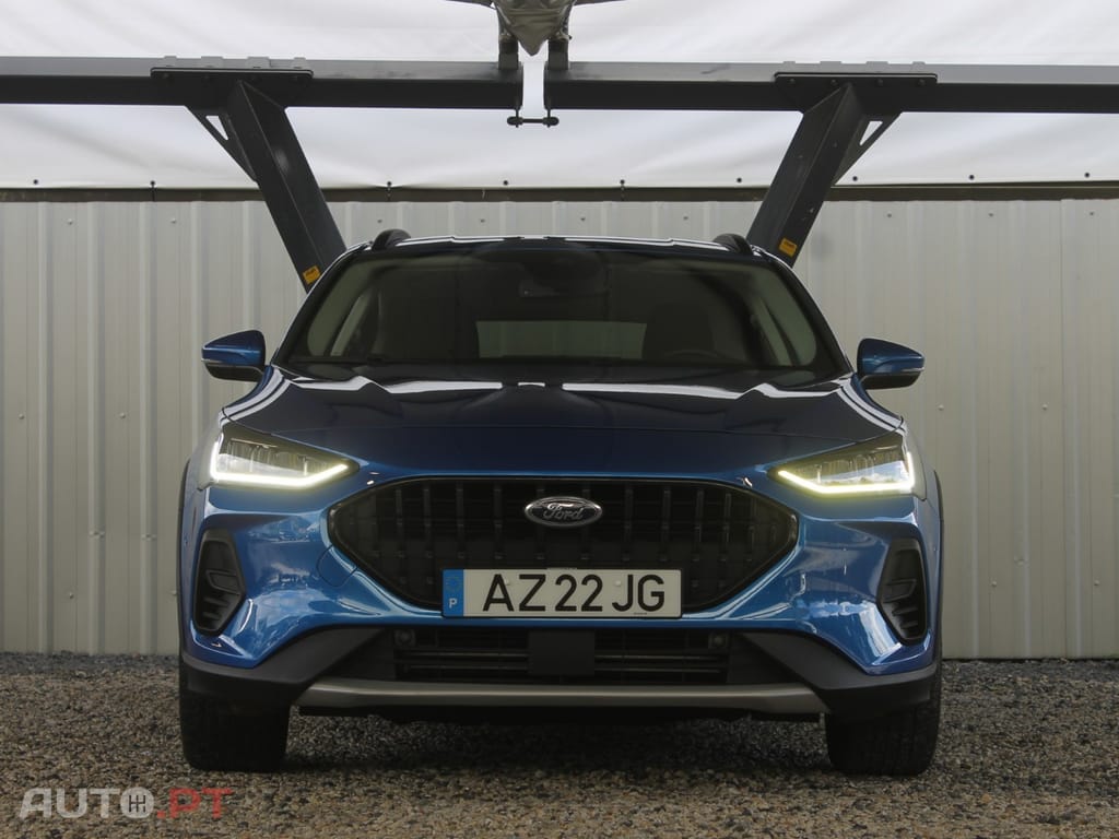 Ford Focus 1.0 EcoBoost MHEV Active X