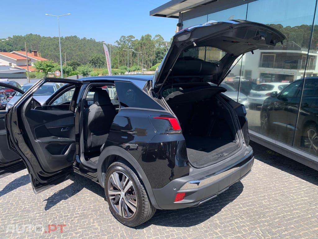 Peugeot 3008 1.5 BlueHDi Allure Pack EAT8
