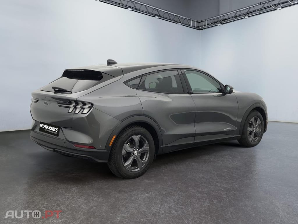 Ford Mustang Mach-E Standard Range