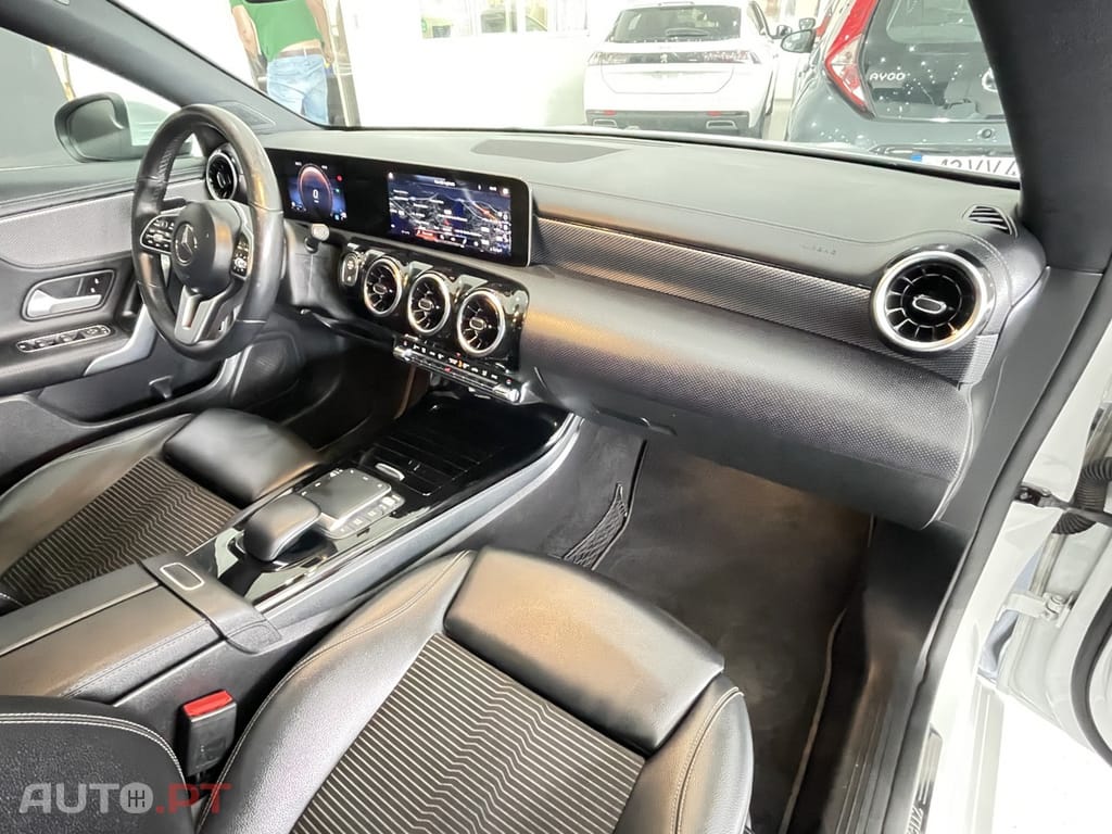 Mercedes-Benz CLA 200 d Shooting Brake 8G-DCT Special Edition