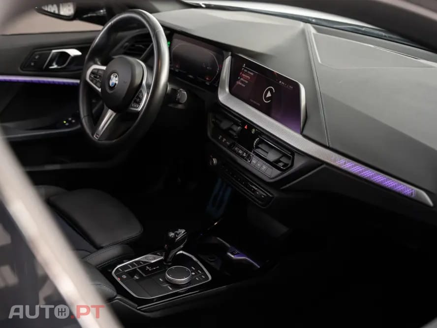 BMW 116 d Pack Desportivo M Auto