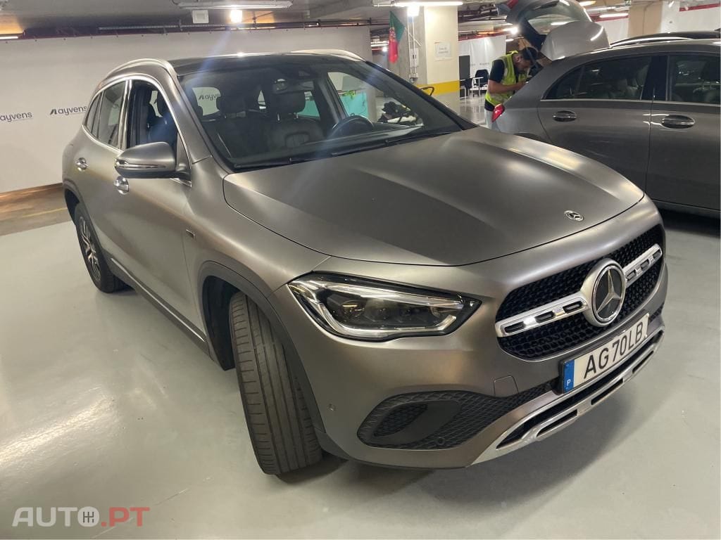 Mercedes-Benz GLA 250 e Progressive