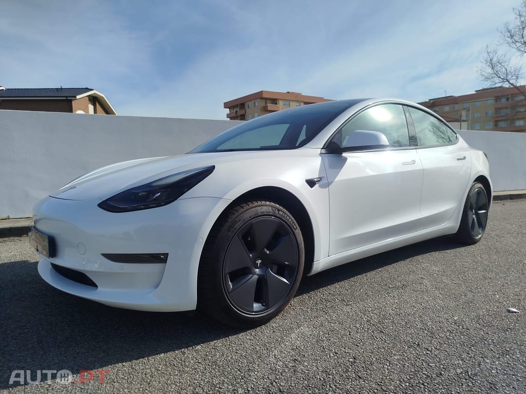 Tesla Model 3 Long Range AWD Dual Motor