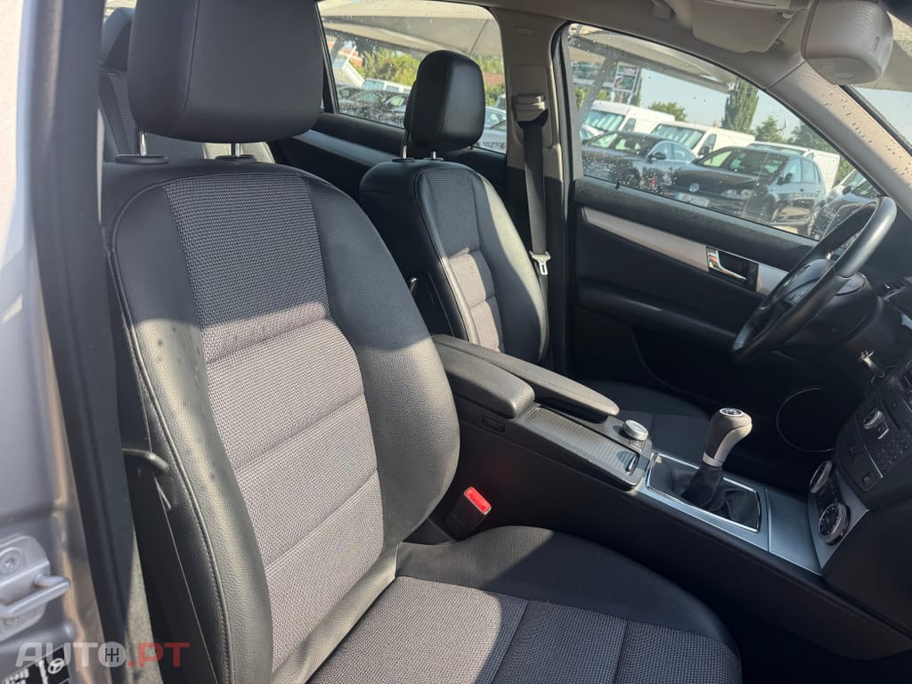 Mercedes-Benz C 220 CDi Avantgarde BlueEfficiency
