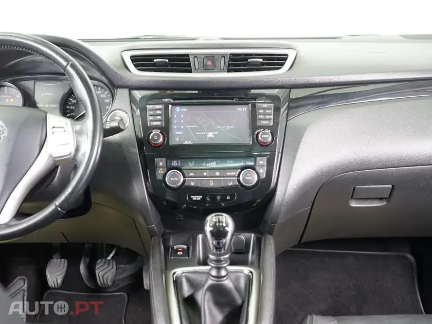 Nissan Qashqai 1.5 dCi N-Connecta Business