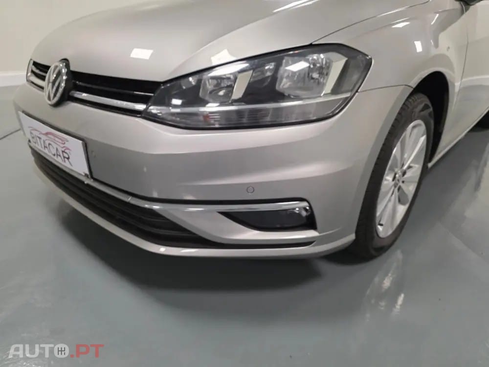 Volkswagen Golf 1.6 TDI CONFORTLINE
