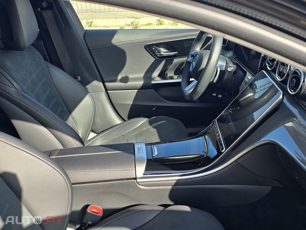Mercedes-Benz C 300 e AMG Line