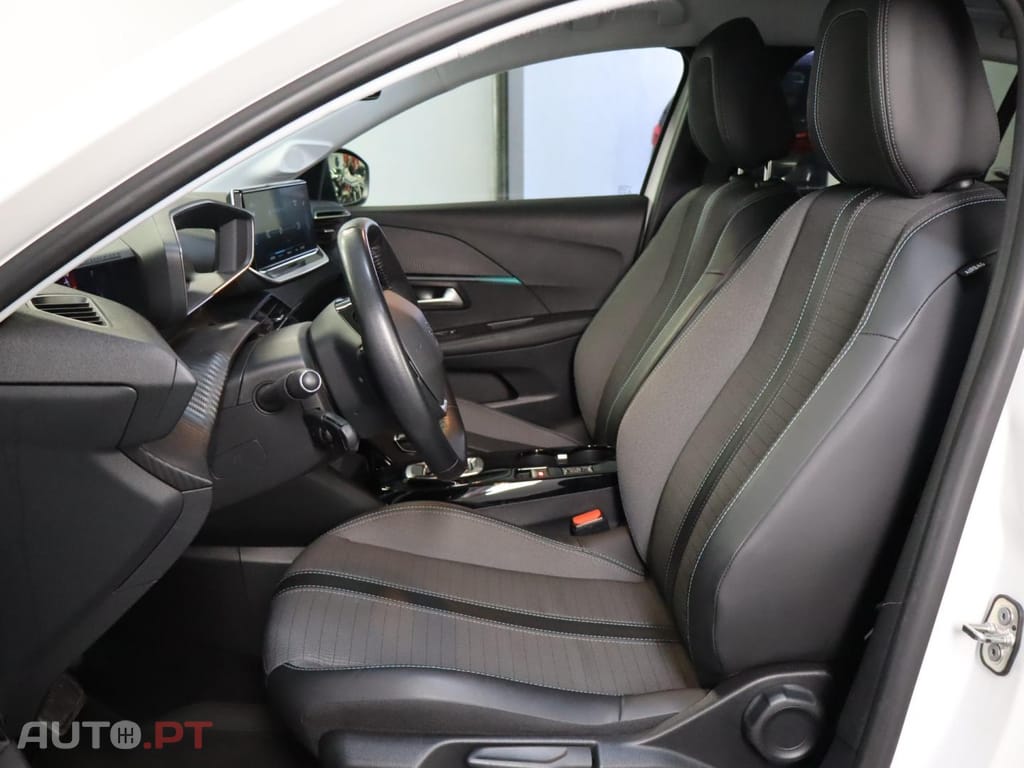 Peugeot E-208 Allure Versão Eléctrica