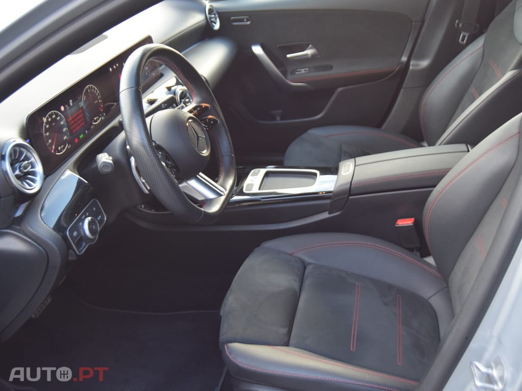 Mercedes-Benz A 250 e AMG Line