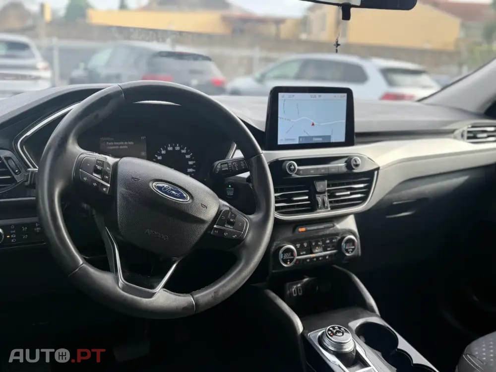 Ford Kuga 1.5 TDCi EcoBlue Titanium Aut.