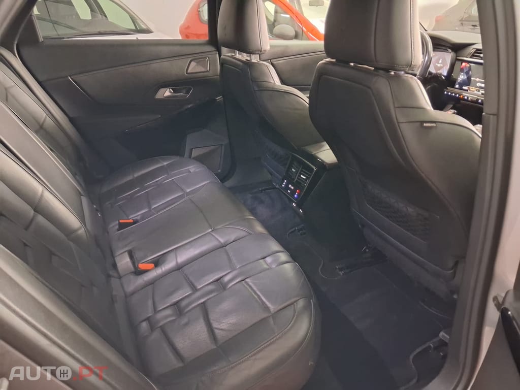 DS DS7 Crossback 2.0 BlueHDi La Première EAT8