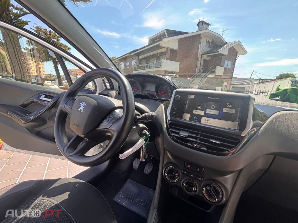 Peugeot 208 1.4 HDi Allure