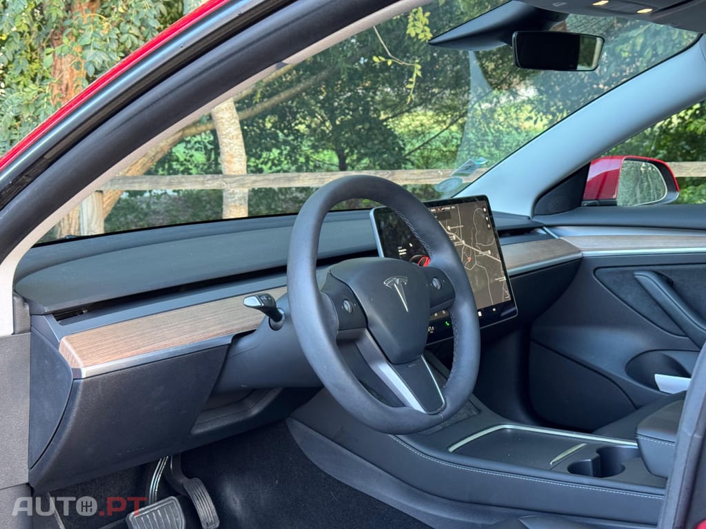 Tesla Model 3 Standard Range Plus RWD