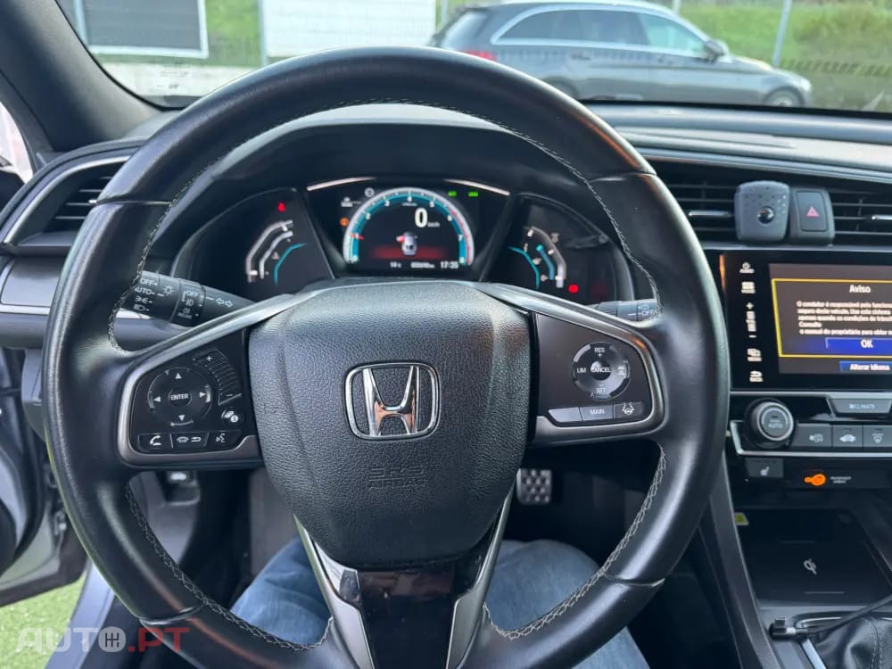 Honda Civic 1.0 i-VTEC Executive Premium