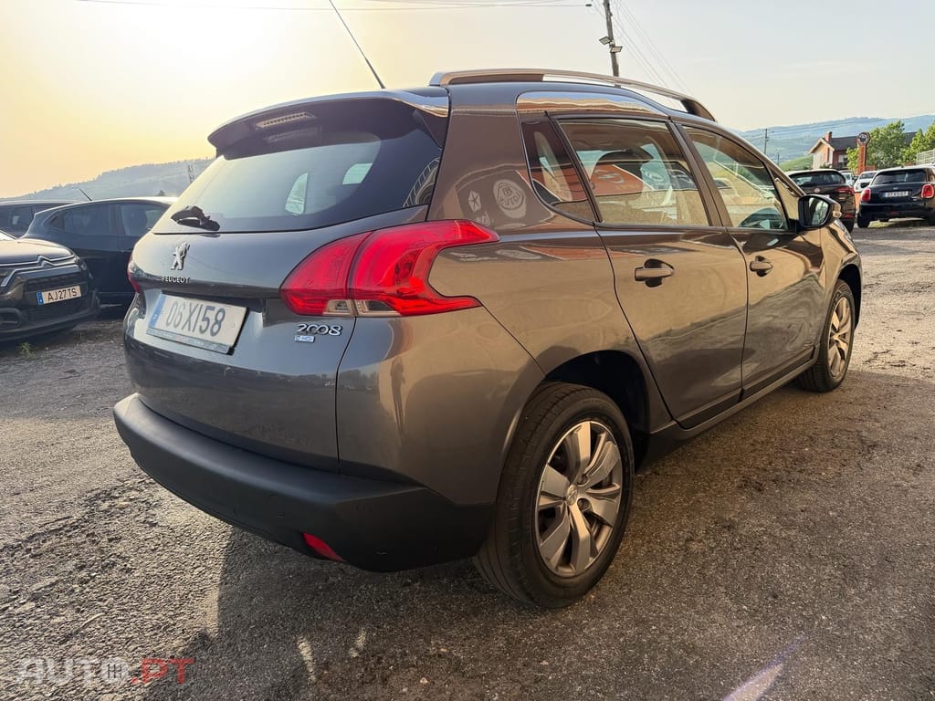 Peugeot 2008 1.6 e-HDi Allure