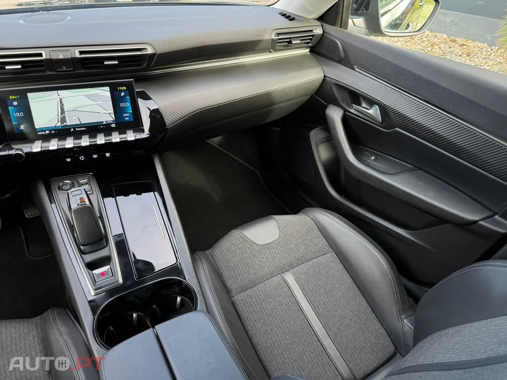 Peugeot 508 1.6 Hybrid Allure Pack e-EAT8