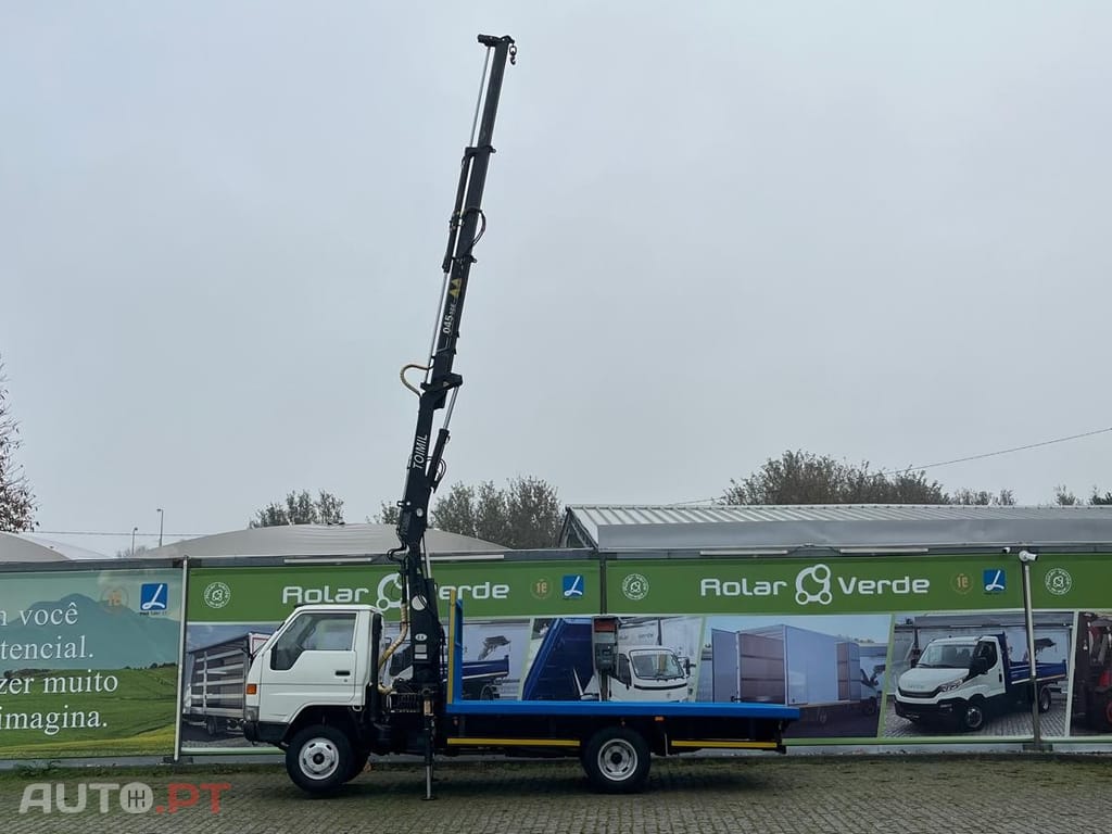 Toyota Dyna 280 GRUA + ESTRADO