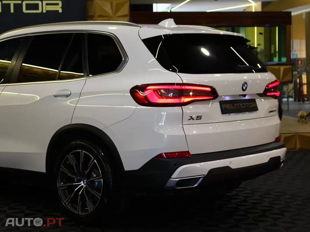 BMW X5 45 e xDrive Pack M