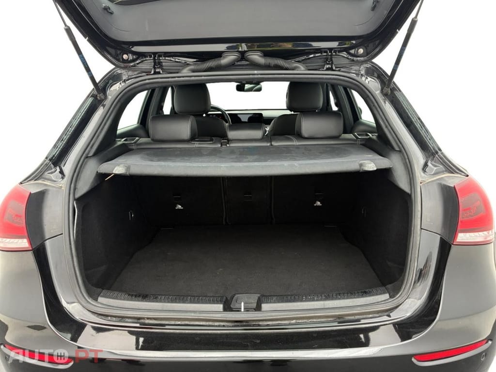 Mercedes-Benz A 180 d 8G-DCT Style