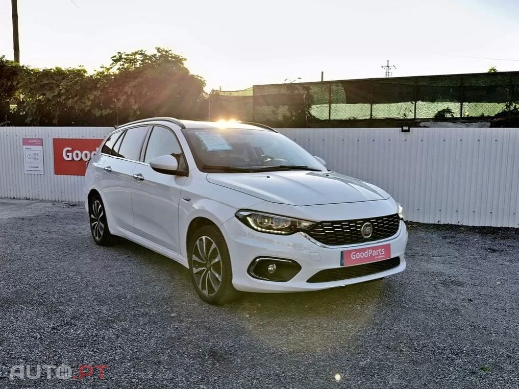 Fiat Tipo 1.3 M-Jet Lounge Tech