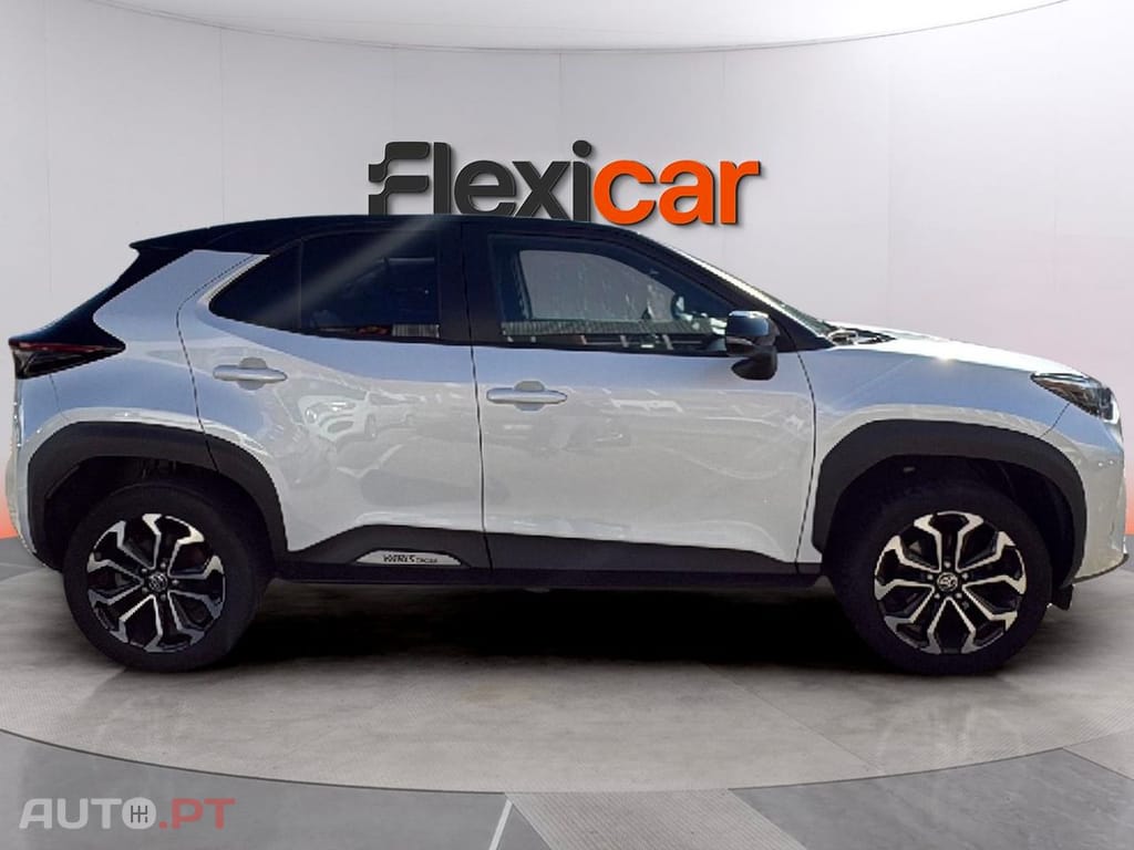 Toyota Yaris Cross 1.5 HDF Square Collection AWD