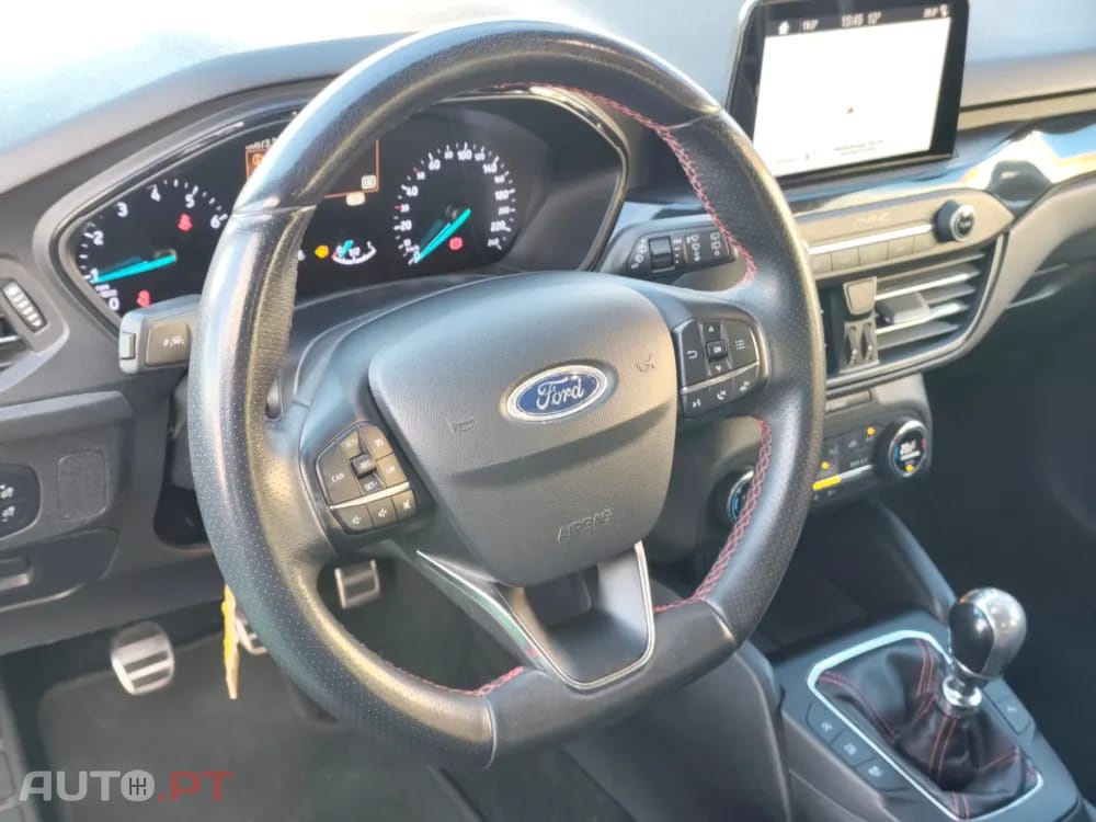 Ford Focus SW 1.0 EcoBoost MHEV ST-Line Design SIP