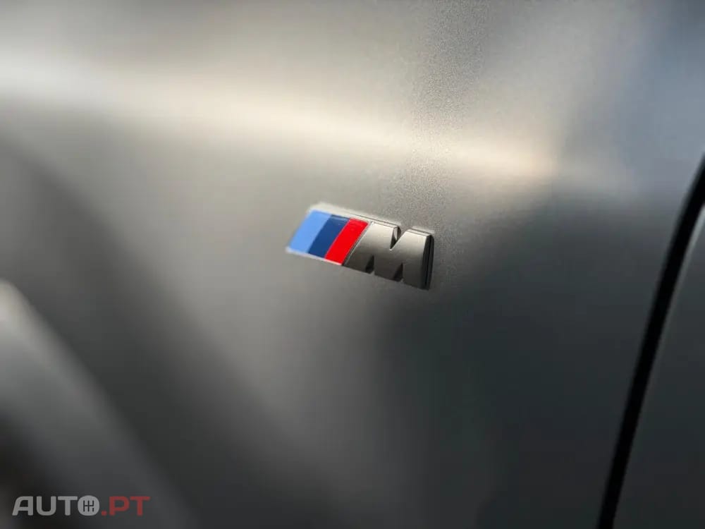 BMW iX2 xDrive30 Pack Desportivo M Pro