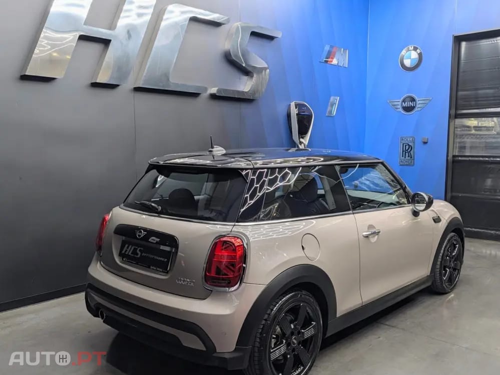 MINI Cooper Classic