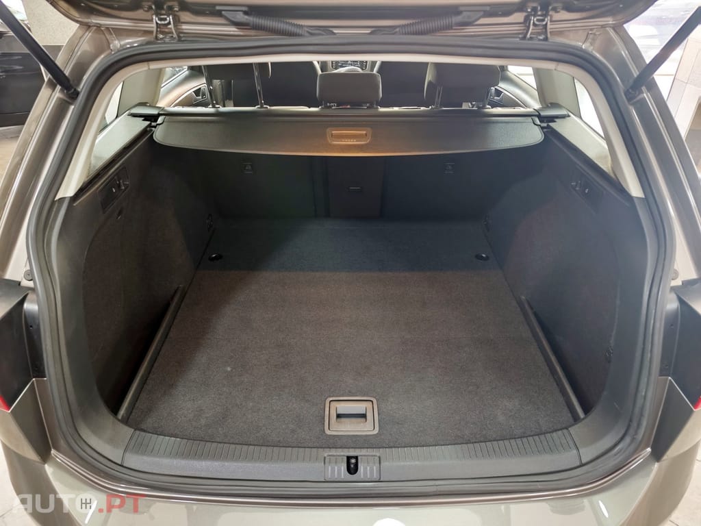 Volkswagen Golf Variant 1.6 TDi Sportline DSG