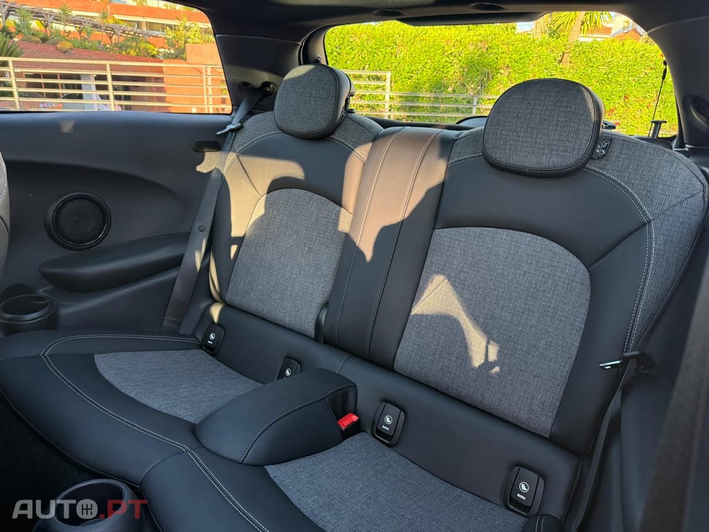 MINI Cooper LCI 3 Cilindros