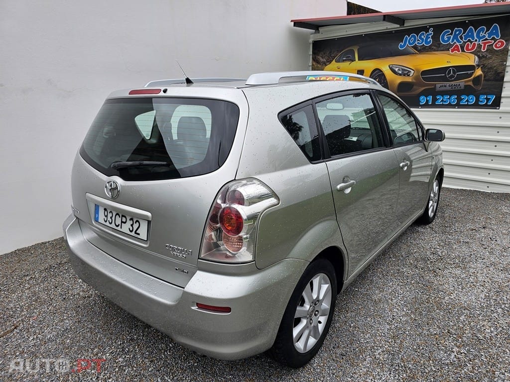 Toyota Corolla Verso 2.2 D-4D