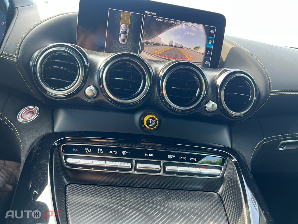 Mercedes-Benz AMG GT R