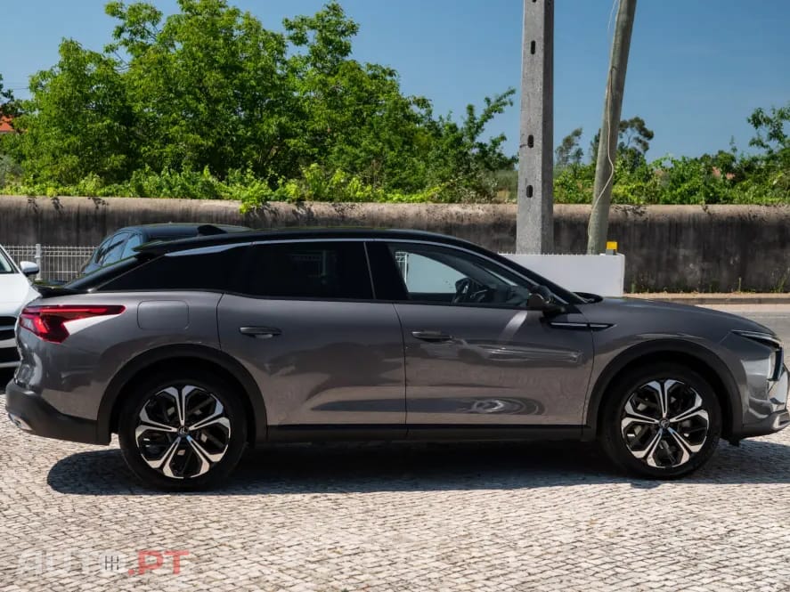 Citroen C5 X 1.6 Hybrid Plus e-EAT8