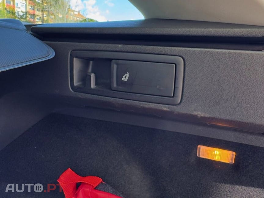 SEAT Leon 1.6 TDI Style Ecomotive — fotografia 11