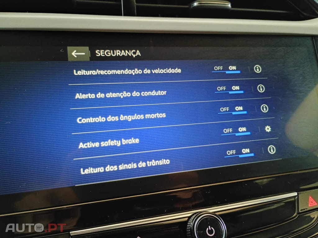Opel Corsa Outro