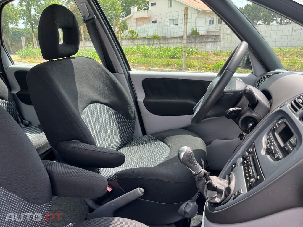 Citroen Xsara Picasso 1.6 HDi Airdream Exclusive