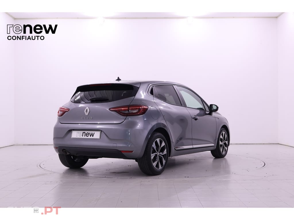 Renault Clio V