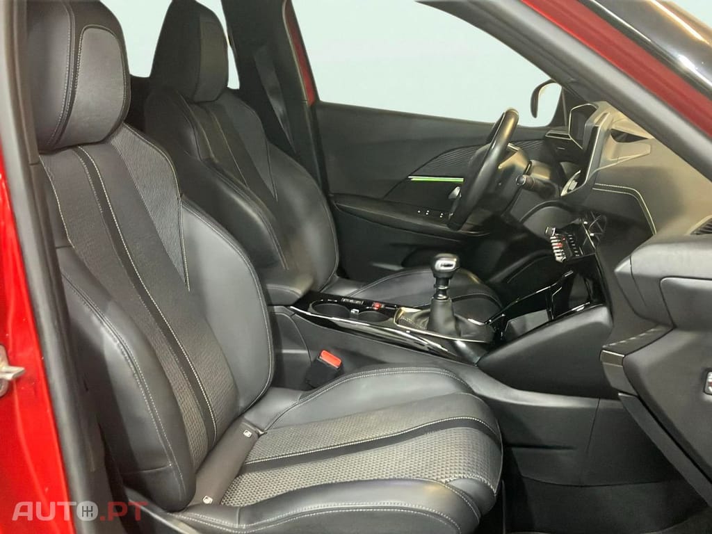 Peugeot 2008 1.2 PureTech GT Line