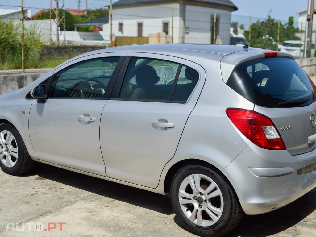 Opel Corsa 1.3 CDTI CMon