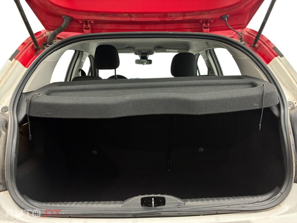 Citroen C3 1.2 PureTech Shine EAT6