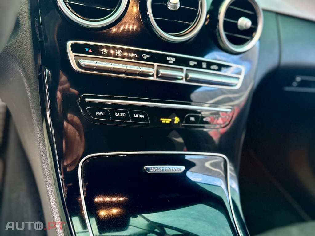 Mercedes-Benz C 300 de AMG Line Pack Night Edition