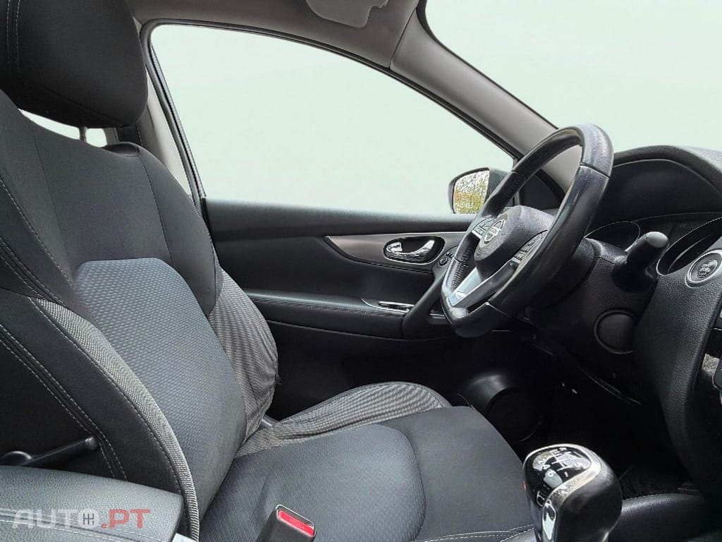 Nissan Qashqai 1.3 DIG-T N-Connecta