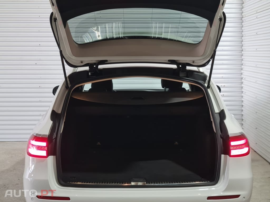 Mercedes-Benz E 220 D Avantgarde