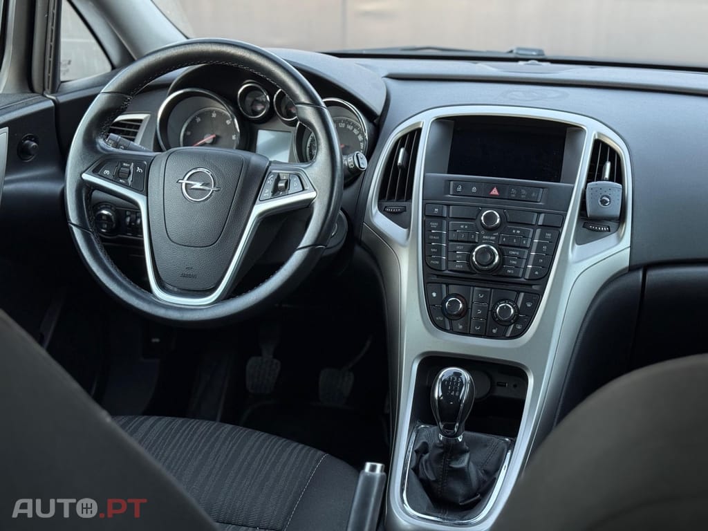 Opel Astra 1.7 CDTi Selection Business