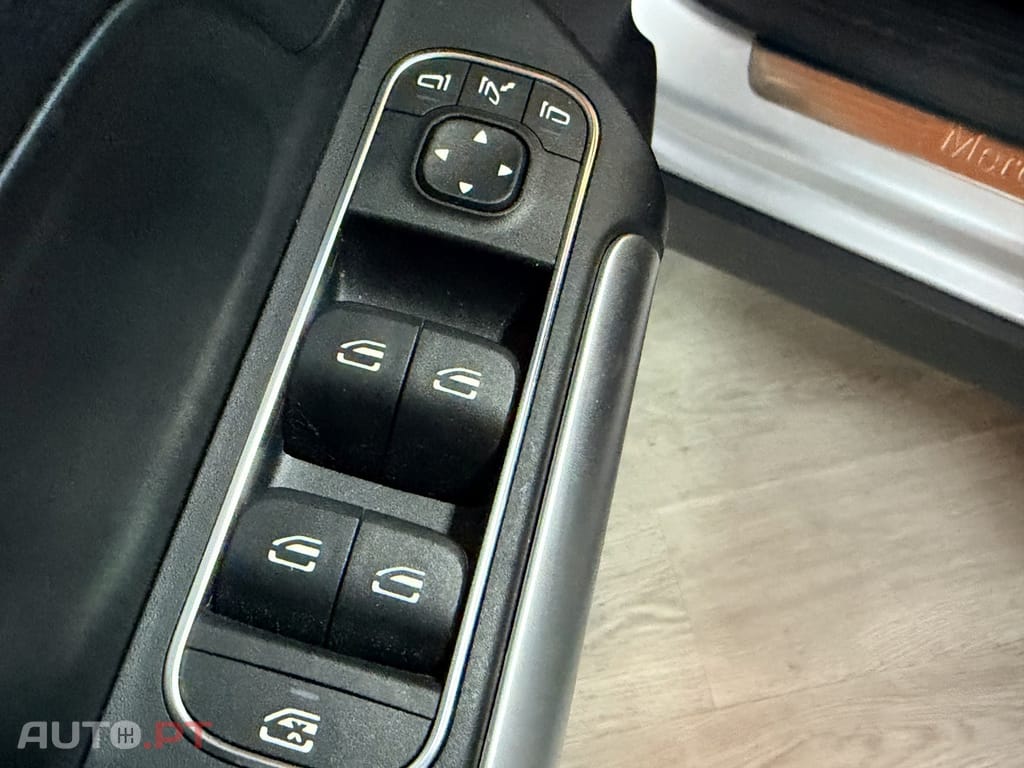 Mercedes-Benz GLA 180 7G-DCT Edition Progressive Line