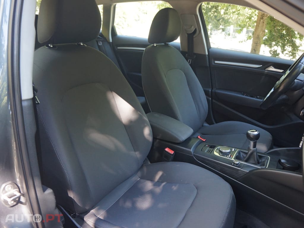 Audi A3 Sportback 1.6 TDI Attraction Ultra