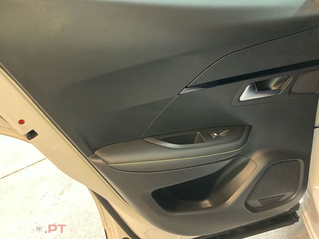 Peugeot 2008 1.2 PureTech GT