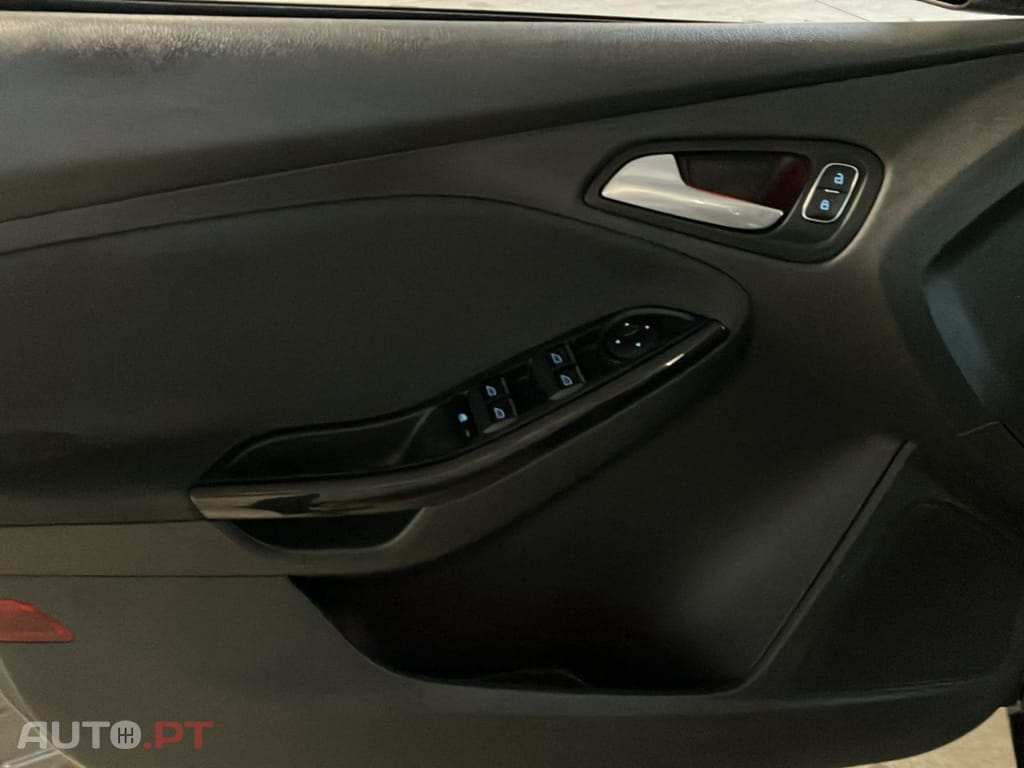 Ford Focus 1.0 EcoBoost Titanium