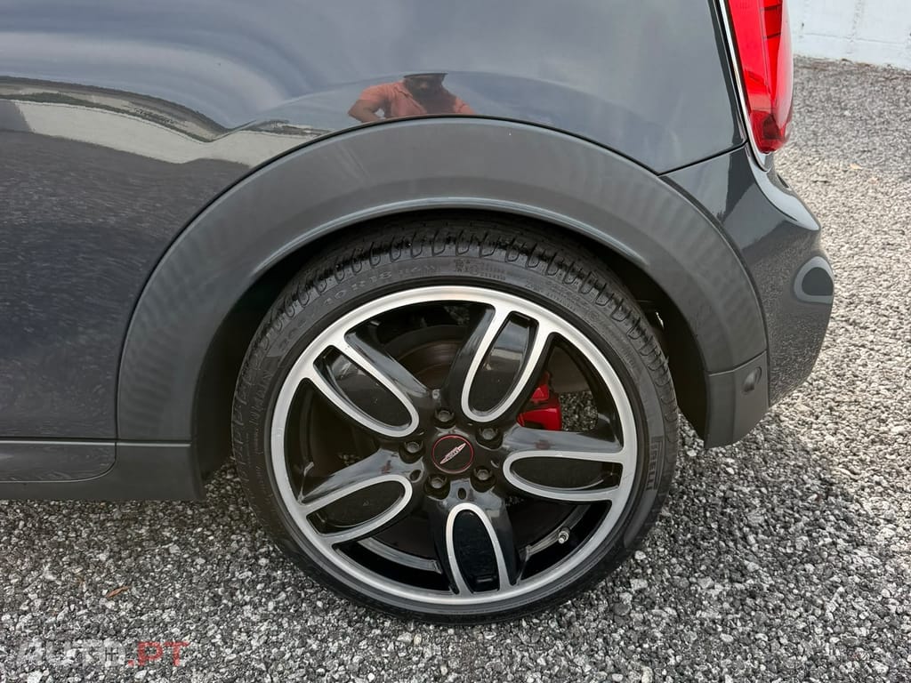 MINI Cabrio John Cooper Works